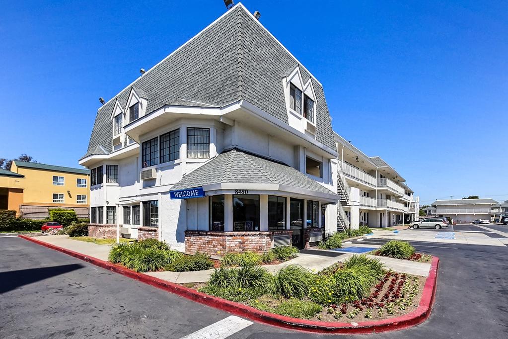 Motel 6-Oakland, Ca - Airport Eksteriør bilde