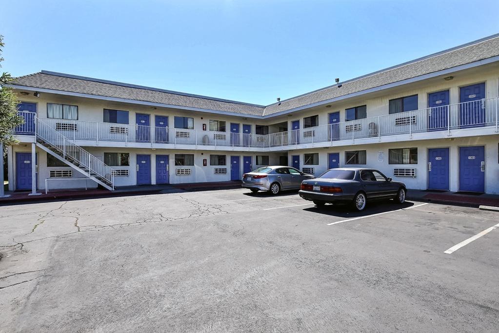 Motel 6-Oakland, Ca - Airport Eksteriør bilde